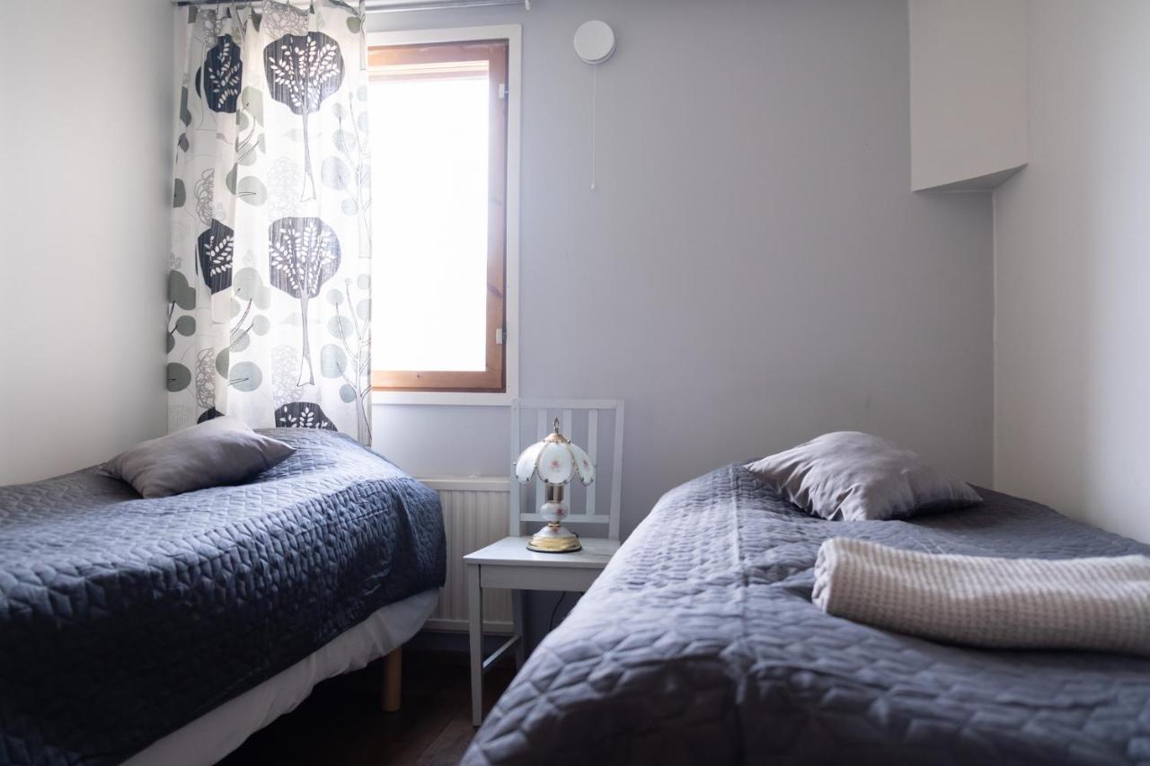Bed & Breakfast Restaurang Sybarit Houtskar 외부 사진